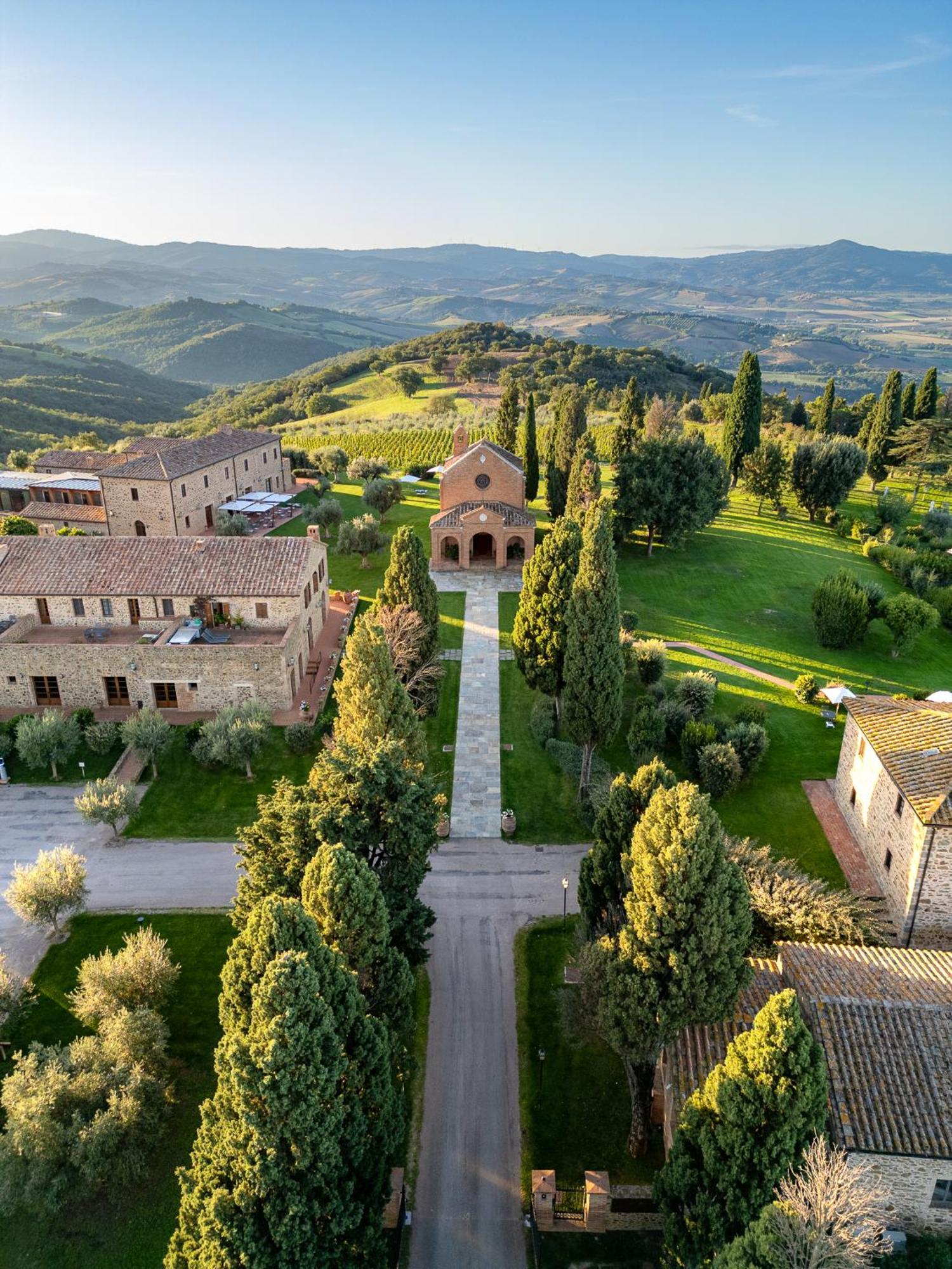 Cinigiano Tenuta Di Montecucco - Collemassari Hospitality מראה חיצוני תמונה